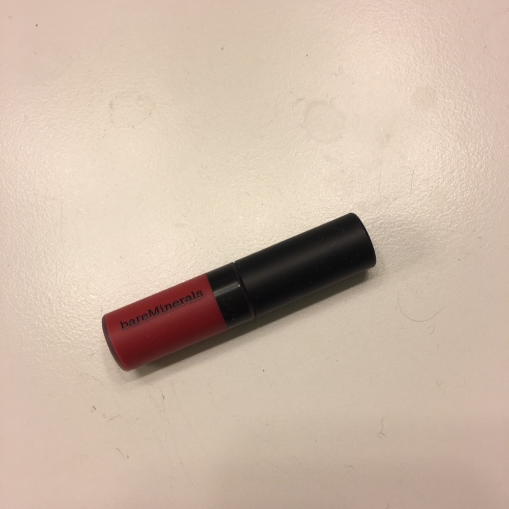  3 for $15 NWT BARE MINERALS RED LIP GLOSS - Picture 1 of 2